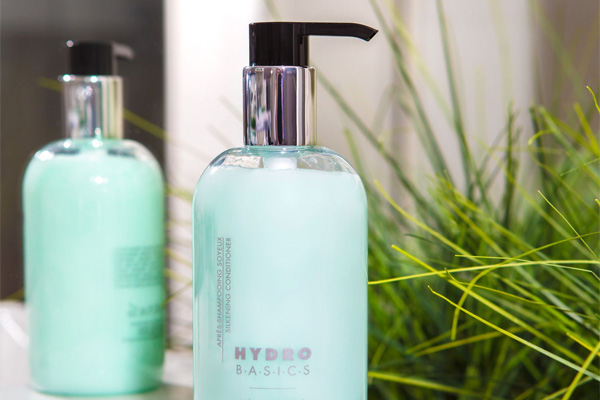 Sparen Sie 15 % auf die Hydro Basics Pflegeartikel
